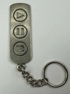 Vintage MTV Music Television Play Pause MTV 2000 TV Remote Shape Metal Keychain - Picture 1 of 6