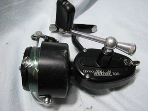 Vintage Garcia Mitchell 300 Spinning Reel - Picture 1 of 6