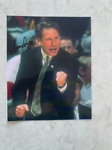 Imagen a color autografiada de Tom Izzo, años 90 - Imagen 1 de 2