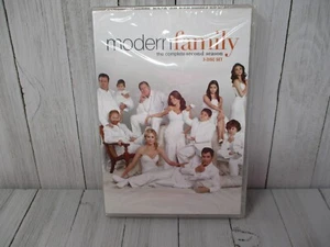 MODERN FAMILY - THE COMPLETE SECOND SEASON - BRAND NEW - DVD - Picture 1 of 7