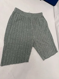 unbranded soft green kids shorts 13/14 knee length girls - Picture 1 of 2