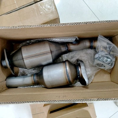 Rear Catalytic Converter For 2013 2014 2015-2019 Nissan Sentra L4 1.8L EPA 16799 - Image 1 of 4