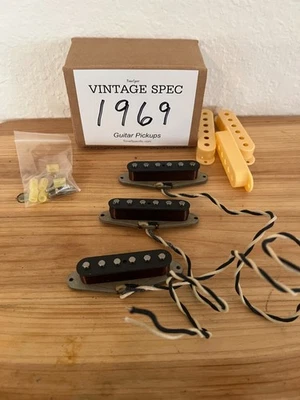 Vintage Spec 1969 Fender Clone, Gilmour "Black Strat" non-RWRP by Tone Specific - Image 1 of 3