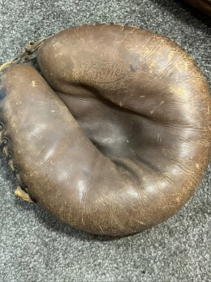 Guante/guante de receptor de béisbol vintage, 100+ años (media luna) sin hebilla Foto 1 de 4