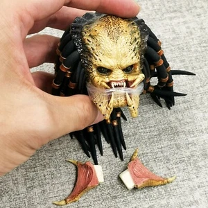 Head Sculpt Figure 1/6 Alien vs. Predator Hot Toys HT MMS221 Celtic Predator PVC - Picture 1 of 3