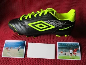 GEOFF HURST ENGLAND & WEST HAM UNITED LEGEND HAND SIGNED UMBRO PREMIO BOOT - COA - Picture 1 of 6