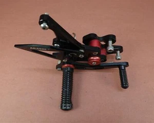 2008-2009 SUZUKI GSXR 600 R6 ARASHI RIGHT FRONT FOOT REST PEG STEP PEDAL SET - Picture 1 of 12