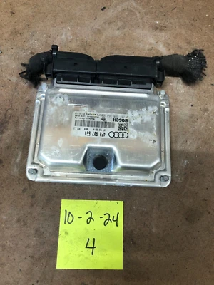 2005 奥迪 A6 QUATTRO 4.2L 原始设备制造商发动机计算机控制模块 ECU 4F0907559 — 第 1/4 张图片