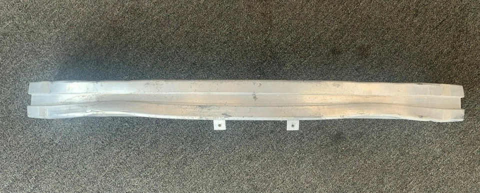 Barra de impacto de reforço de para-choque dianteiro Audi A8 Quattro 4.2L 2004-2005 fabricante de equipamento original - Imagem 1 de 4