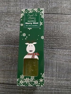Christmas Reed Diffuser Mini Set Sweet and Sassy Merry Mint New - Image 1 of 4