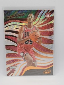2022-23 Panini Revolution Basketball #149 DALEN TERRY RC BULLS - Picture 1 of 2