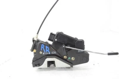 Actuador de bloqueo de puerta trasera derecha para pasajero BMW 328i E46 1999-2001 sedán  Foto 1 de 4