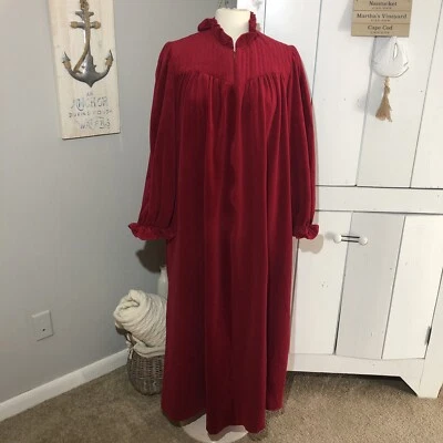 Vintage Gillian O'Malley Velour Cottagecore Partial Zip Robe w/ Pockets, Sz. Lg - Image 1 of 4