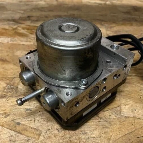 2012-2013 NISSAN ROGUE FWD ABS Anti-Lock Brake Pump Assembly GENUINE OEM - Image 1 of 4