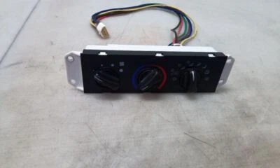 Panel de control de temperatura del calentador del ventilador Jeep TJ Wrangler con CA P55056558AA 2005-2006 138364 Foto 1 de 4