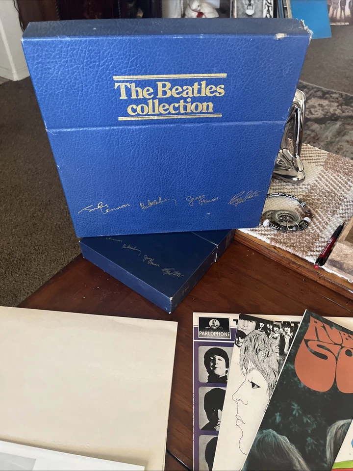 The Beatles BC13 Blue Box Collection UK Edition LP 1981 NM Vinyls! WITH INSERTS - Image 1 of 4