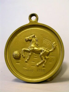 A022_Medaglione FIAT Torneo sezionale di calcio 1° Premio 1968 - Foto 1 di 2