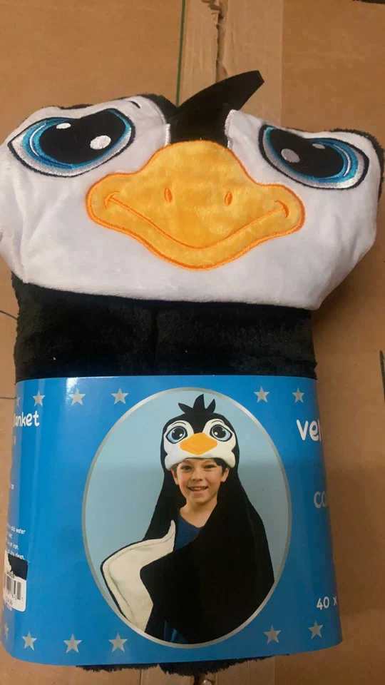 Cozy Creatures Northpoint Kid's Velvet Hooded Blanket 40" x 47 1/2" NEW NWT - Image 1 of 1