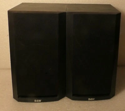 ALTAVOCES DE ESTANTERÍA B&W DM302 GABINETES PRISMA  Foto 1 de 4