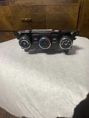 Chevrolet Equinox 2007-2009 calefacción aire acondicionado control de temperatura OEM Foto 1 de 4