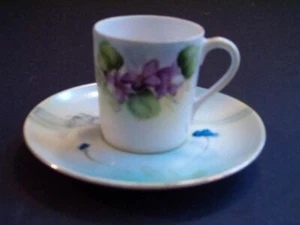 Nippon handbemalte schöne Demitasse Tasse & Untertasse Stiefmütterchen - Bild 1 von 1