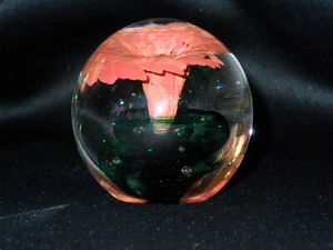 Sam Hartley Hand Blown Glass Reddish Flower and Green Swirl Lower ~Signed~ - Picture 1 of 22