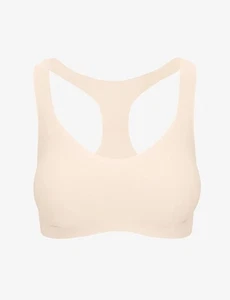 Bralette Commando Butter Soft Racerback BSS502 varía en tamaño y color precio de venta sugerido por el fabricante 86 USD - Imagen 1 de 6