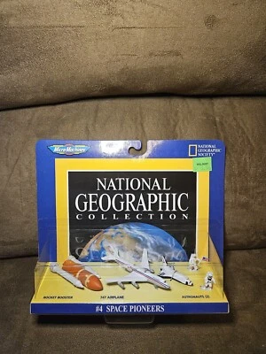 MICRO MACHINES NATIONAL GEOGRAPHIC #4 SPACE PIONEERS  FACTORY SEALED  GALOOB - Image 1 of 3