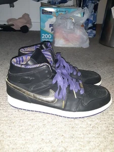 Jordan 1 Retro Mid Nouveau Black History Month (2014) - Size 13 ( 629151-009 ) - Picture 1 of 12