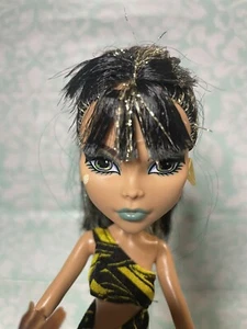 Accesorios de muñeca Monster High 11" Mattel Gloom Beach Cleo De Nile - Imagen 1 de 5