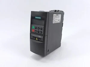 Siemens 6SE6420-2AB15-5AA0 Micromaster 420 Inverter - Picture 1 of 12