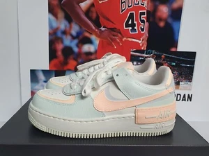 Nike Air Force 1 Shadow Sail Barely Green da donna UK 4,5 EUR 38 (CU8591 104) - Foto 1 di 8