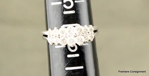 Diamant Verlobungs- oder Ehering 14K Weißgold 14 Gesamtdiamanten Größe 6,5 - Bild 1 von 12