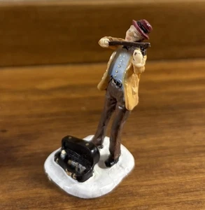 Grandeur Noel Victorian Village Violinist Man w/ Violin Musician Christmas 2003 - Picture 1 of 1