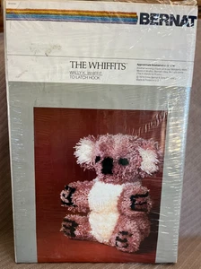 Vintage Bernat The Whiffits Willy K Whiffit Koala 3D Riegel Haken Kit ~ 12" x 14" T8709 - Bild 1 von 6