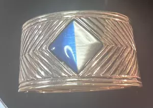 Vintage AVON Gallery Originals Gold Tone Blue Egyptian Revival Cuff Bracelet - Picture 1 of 7