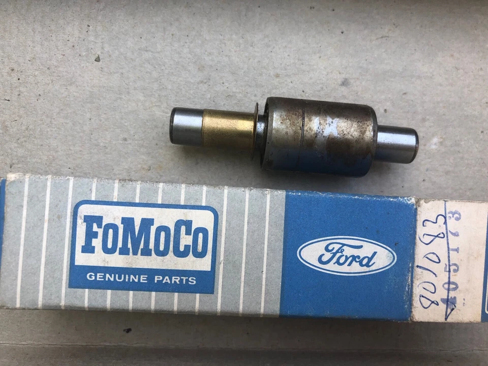 Rodamiento bomba agua SAAB 96 V4 / SONETT / FORD TAUNUS V4 1969 1970 1971 N.O.S. Foto 1 de 2