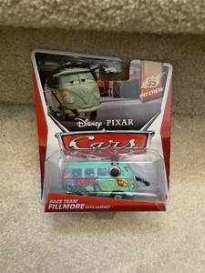 Disney Pixar Cars Pit Crew Race Team Fillmore con cuffia 95 NON COME NUOVO - Foto 1 di 3