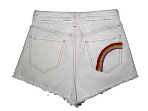Cremefarbene abgeschnittene Jeansshorts mit Regenbogen-Tasche – Größe 7/28W - Bild 1 von 6