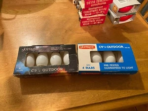 2 Packs of 4 White  Outdoor Bulbs C-9 - Picture 1 of 2
