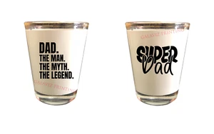 Super Papa, Mann, Mythos, Legende Vatertag Schnapsglas - Bild 1 von 1
