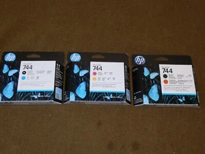 GENUINE - 3 HP 744 PRINTHEADS - DESIGNJET Z2600 Z5600 - F9J86A F9J87A F9J88A - Afbeelding 1 van 3