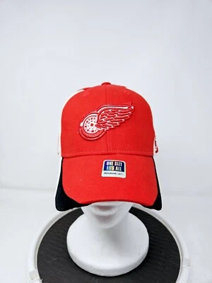 VINTAGE Detroit Red Wings Reebok CCM Flex Fit Hat NHL Used FAST SHIPPING  - Image 1 of 4