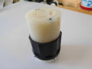 Leviton 2443 L18-20R NEMA Locking Receptacle 125V/208V, 20A Female - Picture 1 of 4