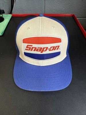 Sombrero a presión Foto 1 de 3