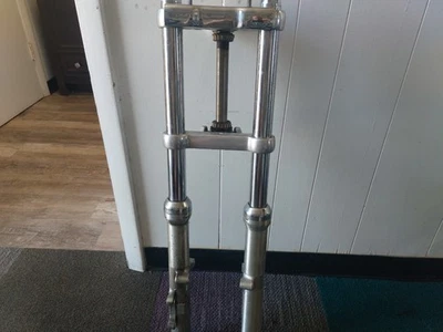 Juego de horquillas delanteras con árboles rectas Harley Davidson 39 mm 31" Ctr to Top Foto 1 de 4