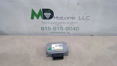 2018-2019 CHEVROLET TAHOE MULTIFUNCTION POWER SUPPLY CONVERTER OEM 13510484 - Image 1 of 4