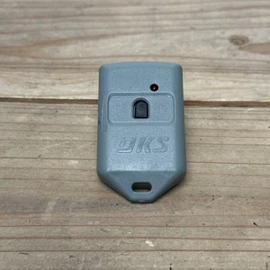 DKS DOORKING MICROCLIK8066 TRASMETTITORE REMOTO 1 PULSANTE FOB LSD66T - Foto 1 di 2