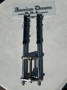 1986 HONDA INTERCEPTOR 700 VFR700F FRONT END FORKS TRIPLE TREE CLAMP FORK TUBES - Picture 1 of 11