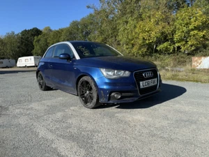 Breaking 2011 Audi A1 CAXA 1.4 TSI Scuba Blue - 1xSCHRAUBE - Bild 1 von 10